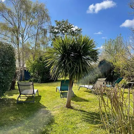 Holiday home Maison De Charme Avec Jardin A Dahouet Pleneuf-Val-Andre